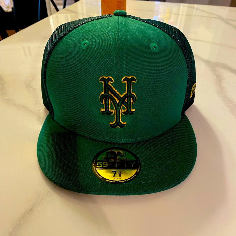 New York Mets New Era 2023 St. Patrick's Day 59FIFTY Fitted Hat - Kelly Green